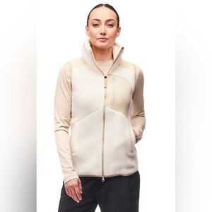 Indyeva Cordero Zip Up Vest, ivory/cream, size small